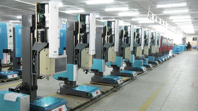 明和超聲波焊接機(jī)發(fā)生器功率下降全面分析原因及維修方式